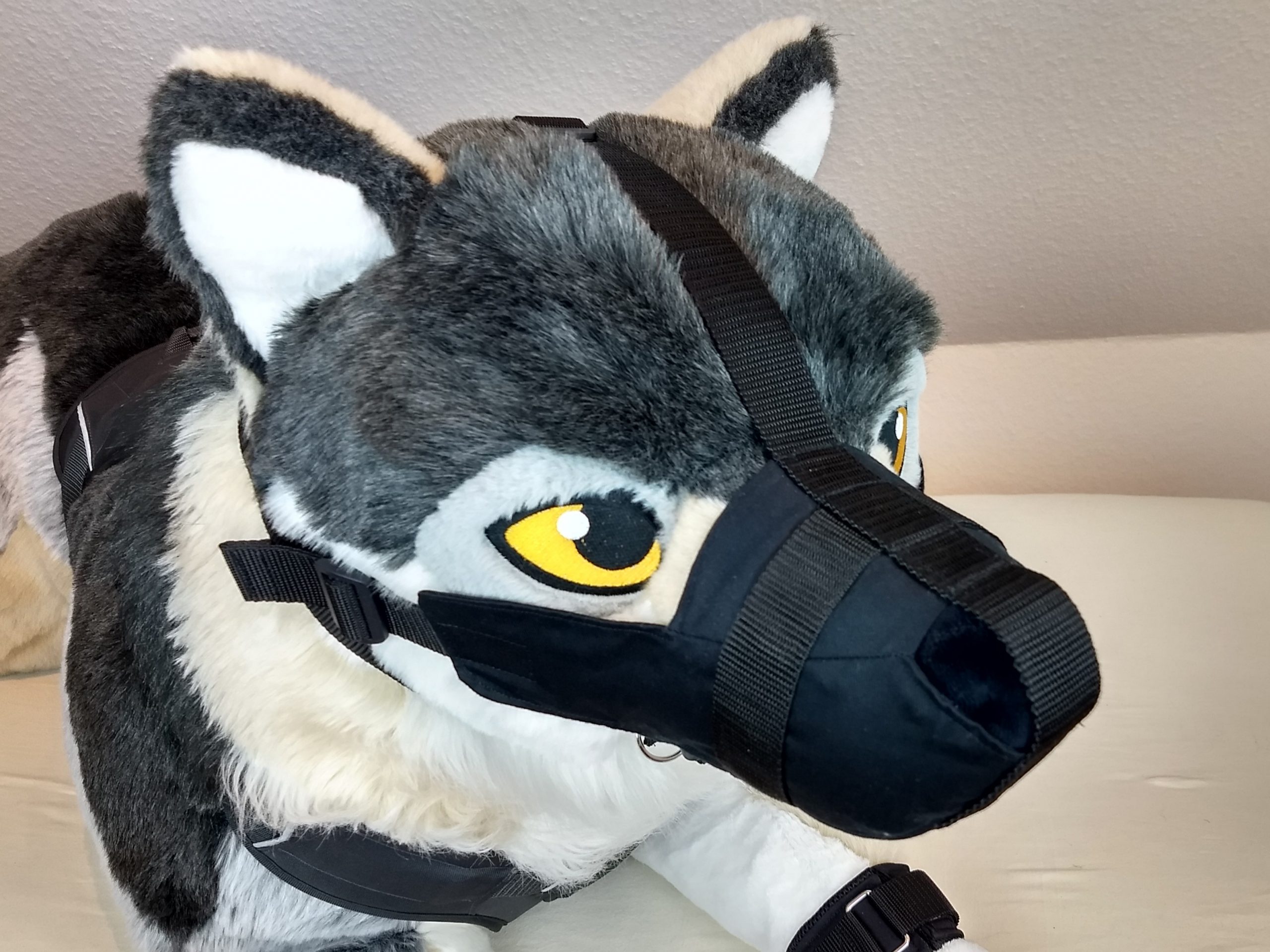 Plushlife Wolf Maulkorb schwarz
