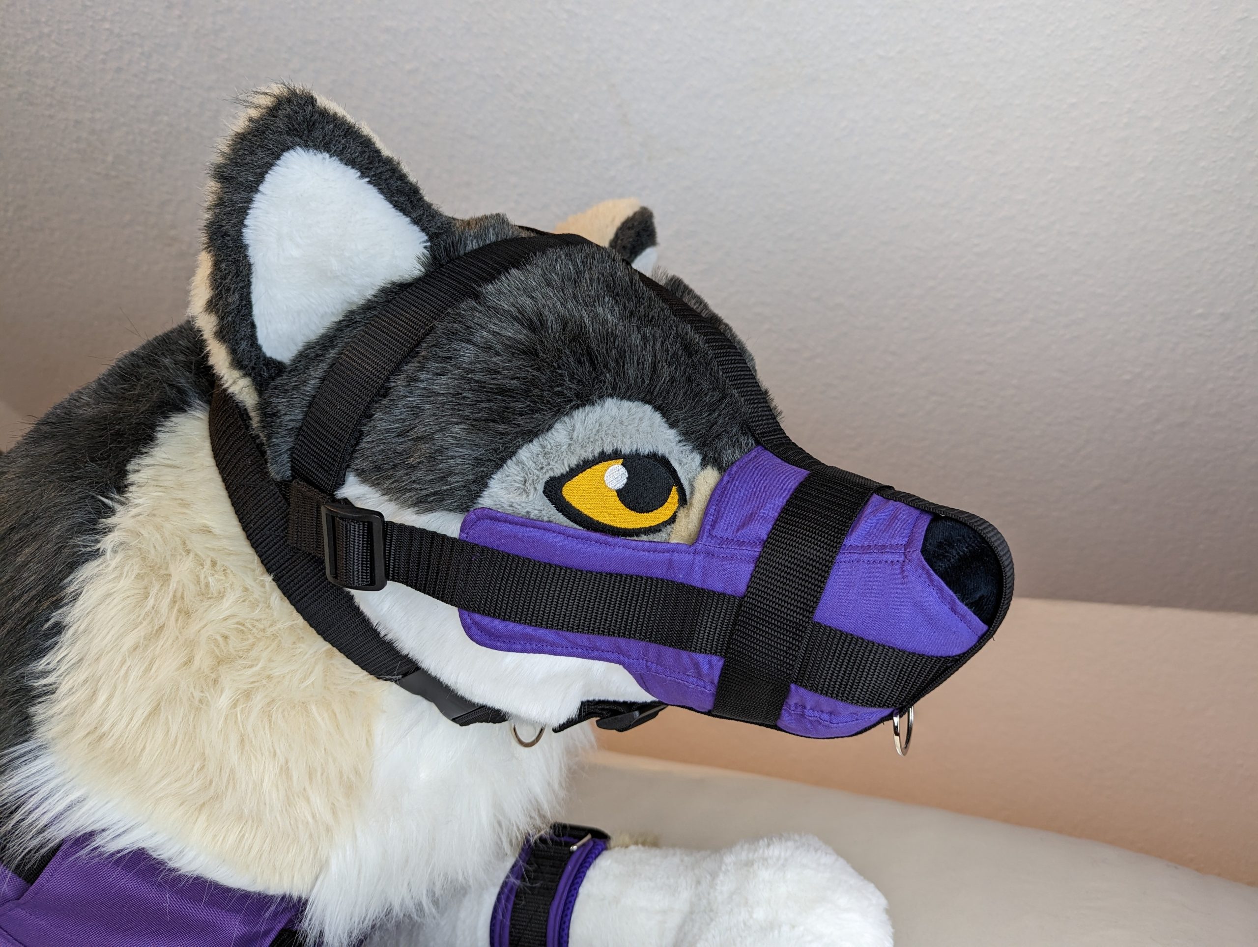 Plushlife Wolf Maulkorb Heavy version lila